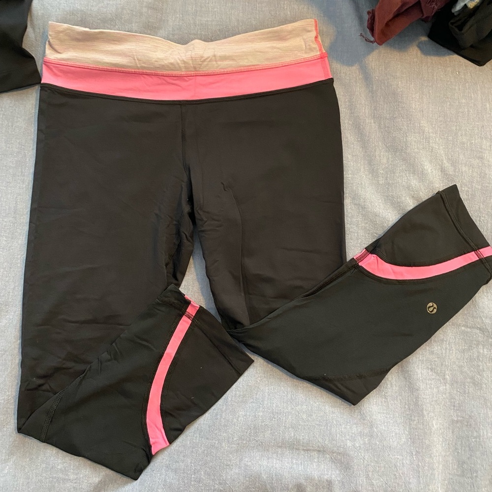Lululemon 23” run inspire crop